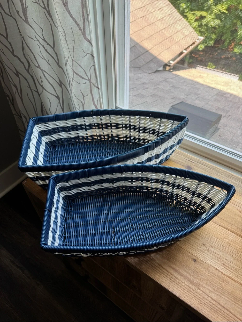2 pc Set Ciroa Canoe Shaped Resin Nesting Baskets